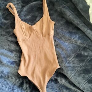 Lulus mocha sweetheart neckline, ribbed bodysuit